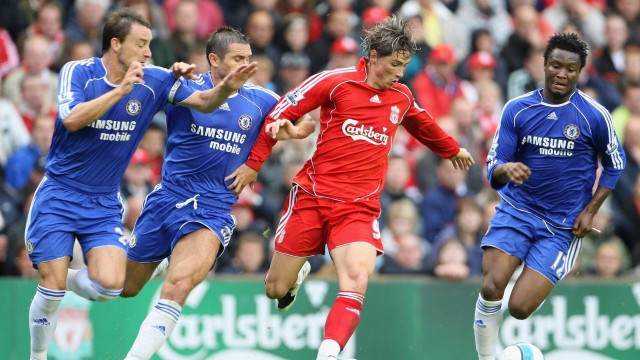 中国足球产业积极布局低碳绿色发展，打造“绿茵行业”新标杆，足球产业规模