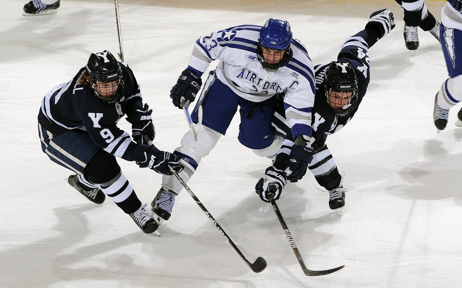 全国青少年足球真人秀节目热播,行业关注度持续上升,足球综艺节目真人秀